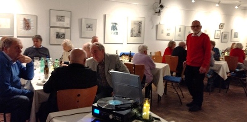 Weihnachtsfeier 11.12..jpg